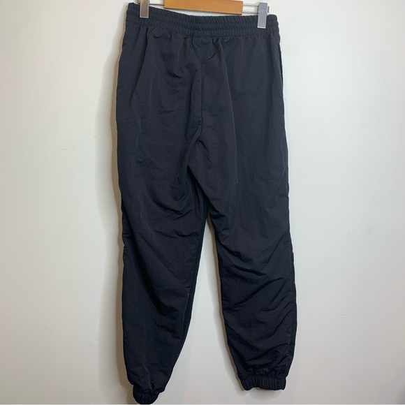 Nike Sportswear Womens Icon Clash Joggers CJ2048 010 Logo Black Pants - Picture 8 of 12